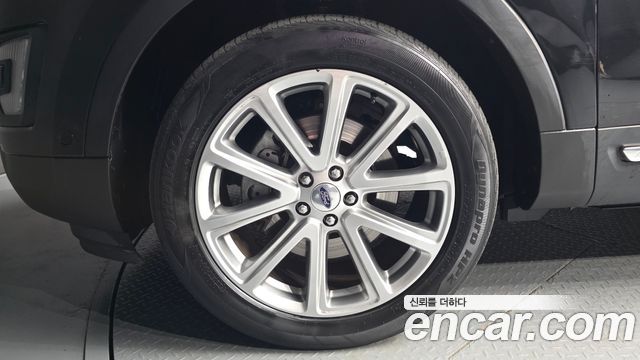 Ford Explorer 2.3 Limited 4WD 5th 2017 — фото 5