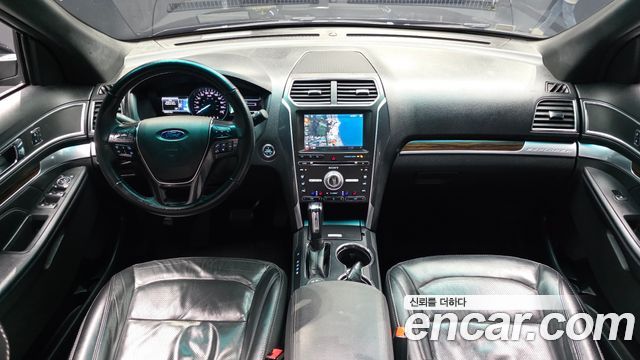 Ford Explorer 2.3 Limited 4WD 5th 2017 — фото 7