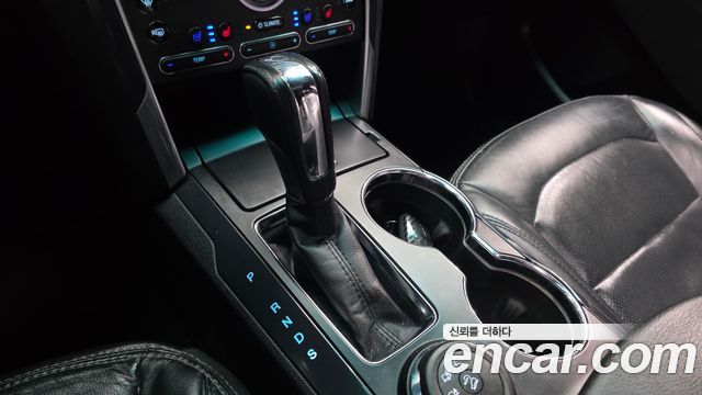 Ford Explorer 2.3 Limited 4WD 5th 2017 — фото 9