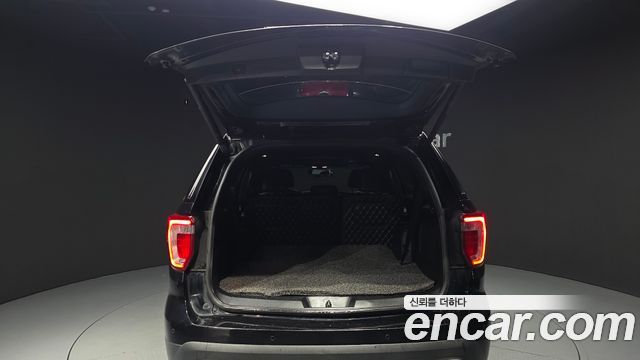 Ford Explorer 2.3 Limited 4WD 5th 2017 — фото 20