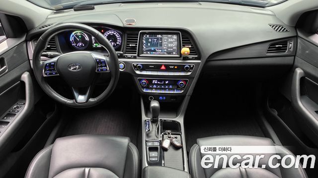 Hyundai Sonata New Rise Hybrid Modern 2018 — фото 7