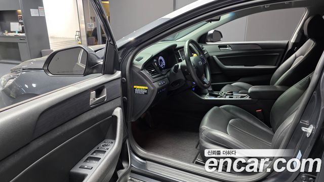 Hyundai Sonata New Rise Hybrid Modern 2018 — фото 10