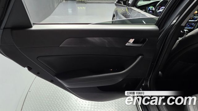 Hyundai Sonata New Rise Hybrid Modern 2018 — фото 25
