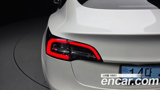 Tesla Model 3 Long Range AWD 2021 — фото 29