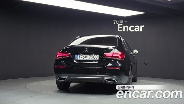 Mercedes-Benz A-Class (W177) A220 Sedan 2021 — фото 4