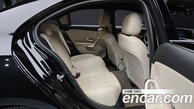 Mercedes-Benz A-Class (W177) A220 Sedan 2021 — фото 12