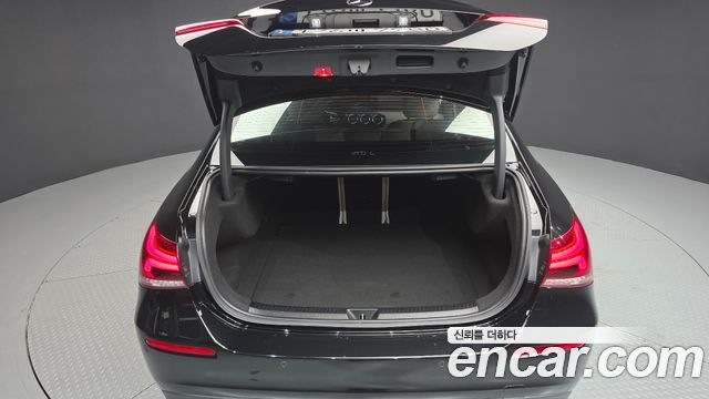Mercedes-Benz A-Class (W177) A220 Sedan 2021 — фото 20