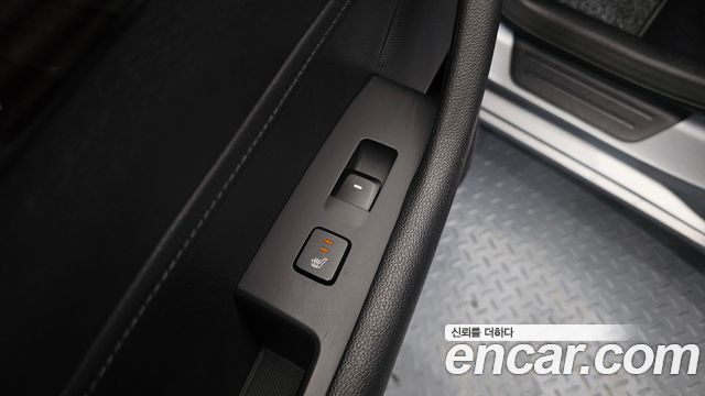 Hyundai Sonata (LF) LPI Modern(Handicapped) 2015 — фото 16