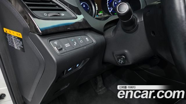 Hyundai Grandeur Hybrid (HG) Premium 2016 — фото 17