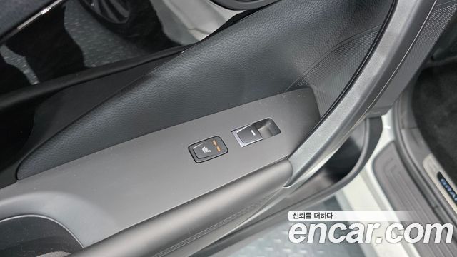 Hyundai Grandeur Hybrid (HG) Premium 2016 — фото 28