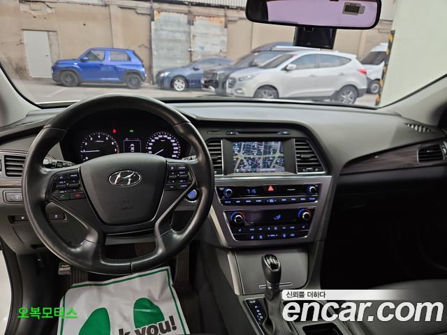 Hyundai Sonata (LF) 2.4 Style 2015 — фото 15