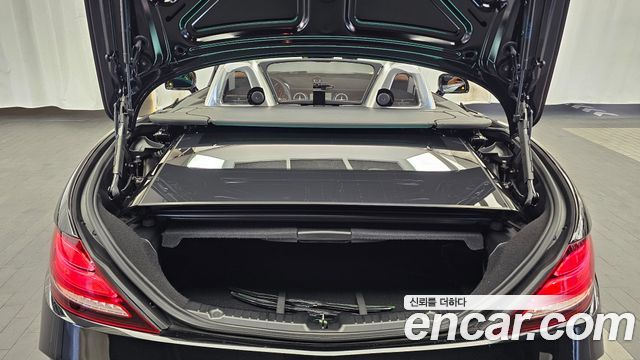 Mercedes-Benz SLC-Class (R172) AMG SLC43 2017 — фото 24