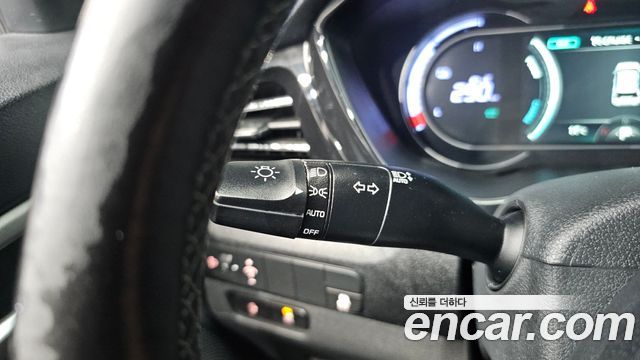 Kia Niro Plus Light (Taxi Trim) 2023 — фото 14