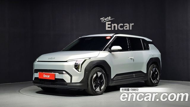 Kia EV3 Long Range 2WD Earth