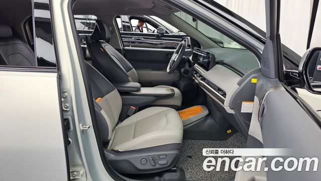 Kia EV3 Long Range 2WD Earth 2025 — фото 11