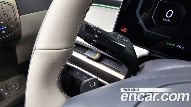 Kia EV3 Long Range 2WD Earth 2025 — фото 14