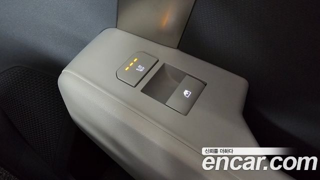 Kia EV3 Long Range 2WD Earth 2025 — фото 19