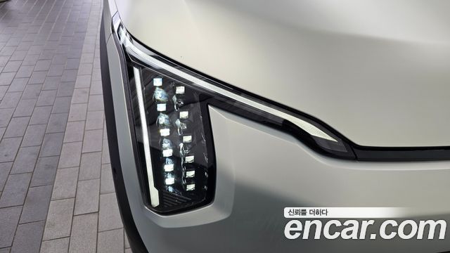 Kia EV3 Long Range 2WD Earth 2025 — фото 22