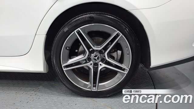 Mercedes-Benz CLS-Class (C257) CLS300d 4MATIC 2022 — фото 21