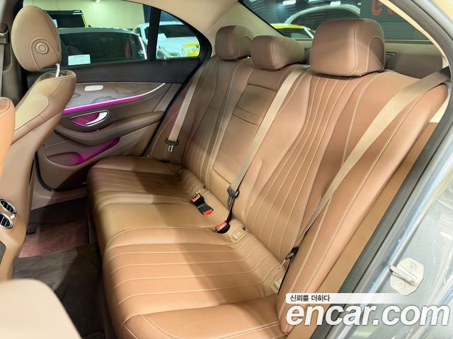 Mercedes-Benz E-Class (W213) E220d Exclusive 2017 — фото 22