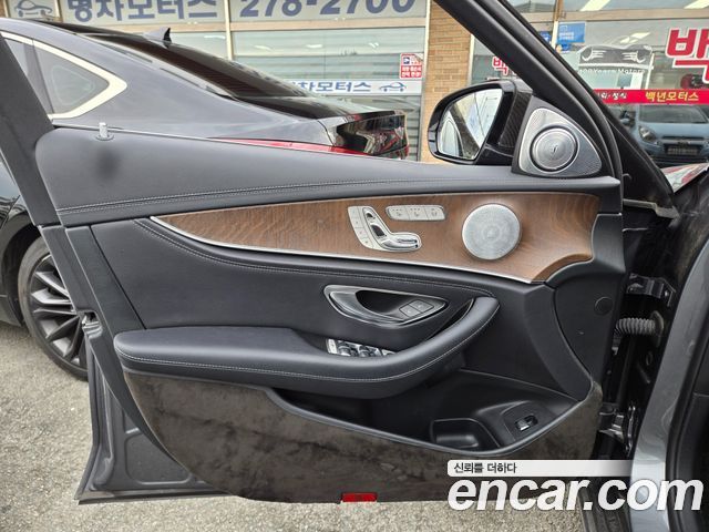 Mercedes-Benz E-Class (W213) E300 Exclusive 2019 — фото 9
