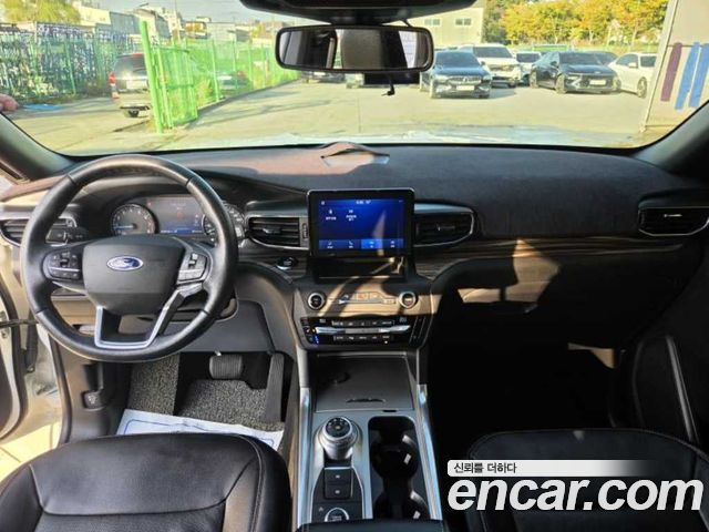 Ford Explorer (VI) 2.3 LimIted 4WD 2020 — фото 7