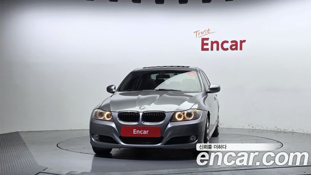 BMW 3 Series (E90) 320i Sedan CP 2011 — фото 3