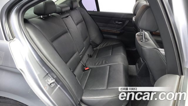 BMW 3 Series (E90) 320i Sedan CP 2011 — фото 12
