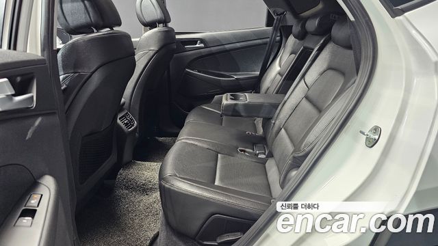 Hyundai Tucson Diesel 2.0 2WD Premium 2018 — фото 12