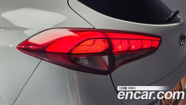 Hyundai Tucson Diesel 2.0 2WD Premium 2018 — фото 23