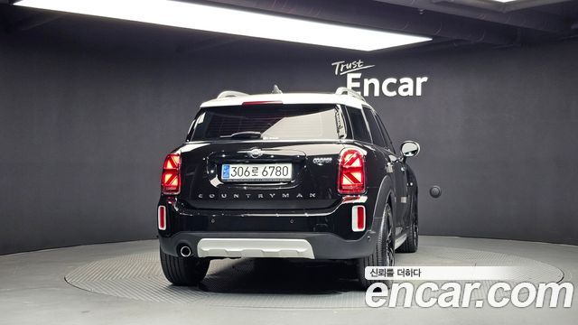 MINI Cooper Countryman HIGH 2nd 2021 — фото 4