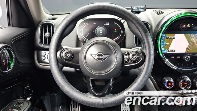MINI Cooper Countryman HIGH 2nd 2021 — фото 13