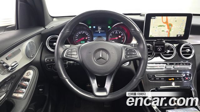 Mercedes-Benz GLC-Class (X253) GLC300 4MATIC AMG Line Coupe 2019 — фото 13