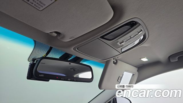 Kia K7 3.0 LPI Luxury (Rental Car) 2017 — фото 19
