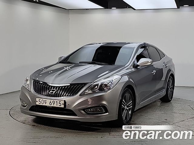 Hyundai Grandeur (HG) HG240 Modern