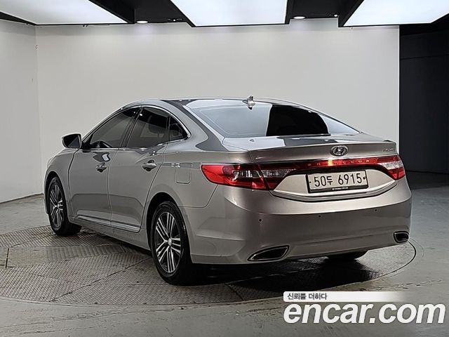 Hyundai Grandeur (HG) HG240 Modern 2014 — фото 3