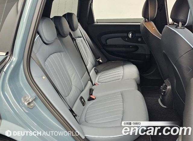 MINI Cooper Clubman Untold Edition 2nd Gen 2023 — фото 16