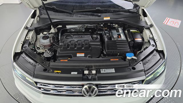 Volkswagen Tiguan (II) 2.0 TDI Prestige 2018 — фото 6