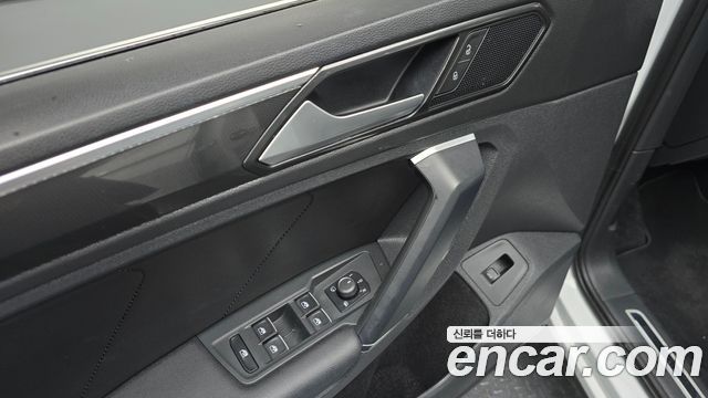 Volkswagen Tiguan (II) 2.0 TDI Prestige 2018 — фото 15