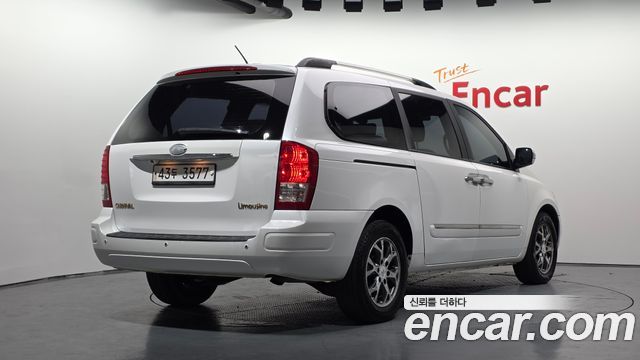 Kia Carnival R New Carnival Limousine GLX High-Deluxe 2014 — фото 2