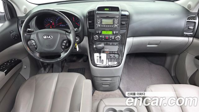 Kia Carnival R New Carnival Limousine GLX High-Deluxe 2014 — фото 7