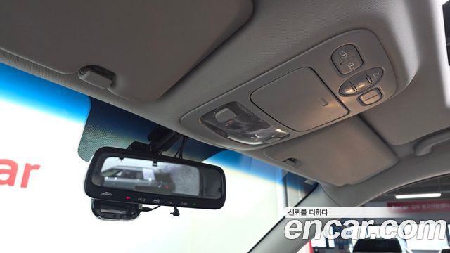 Kia Carnival R New Carnival Limousine GLX High-Deluxe 2014 — фото 16