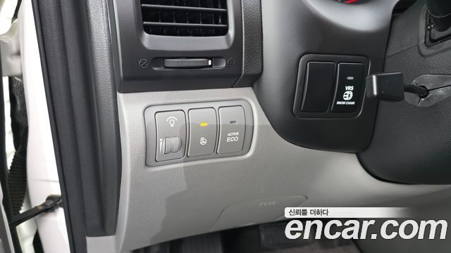 Kia Carnival R New Carnival Limousine GLX High-Deluxe 2014 — фото 17