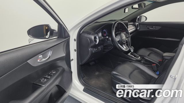 Kia K3 (II) 1.6 Prestige 2022 — фото 10
