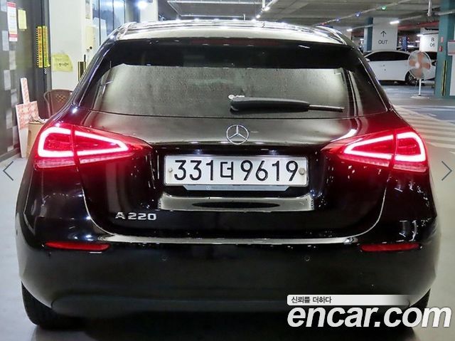 Mercedes-Benz A-Class (W177) A220 Hatchback 2019 — фото 5