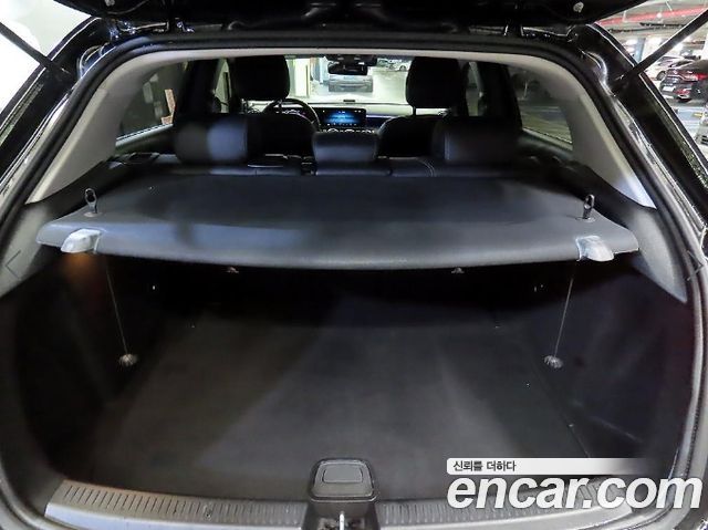 Mercedes-Benz A-Class (W177) A220 Hatchback 2019 — фото 22