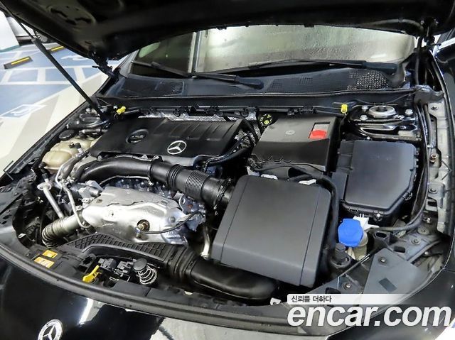 Mercedes-Benz A-Class (W177) A220 Hatchback 2019 — фото 23