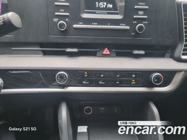 Kia Sportage (V) Gasoline 1.6 Turbo 2WD Prestige 2024 — фото 15