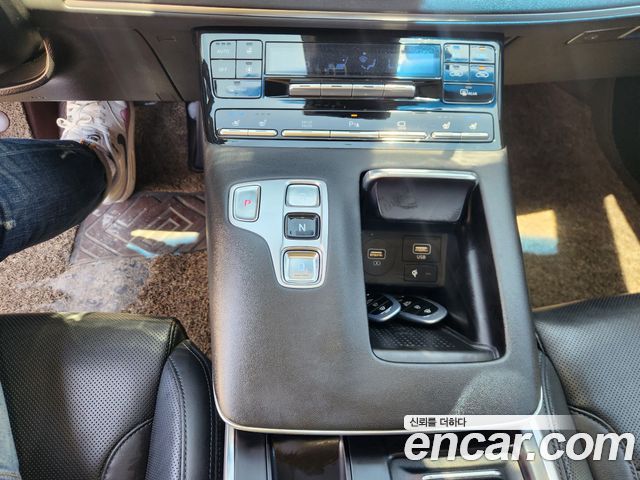 Hyundai Grandeur (IG) 2.5 Premium Choice 2021 — фото 10