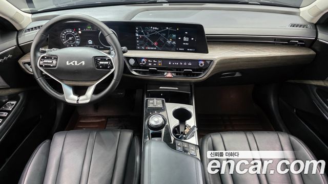 Kia K8 2.5 Gasoline 2WD Noblesse 2022 — фото 7